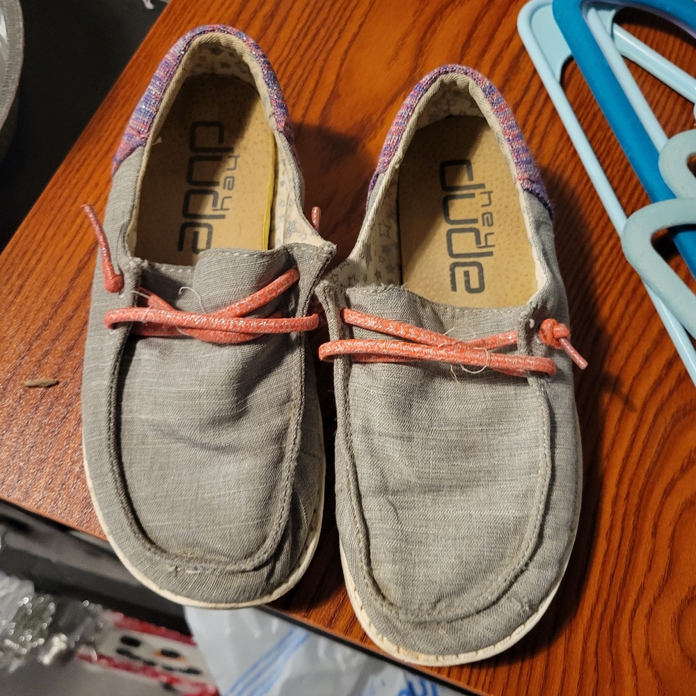 SIZE 13 HEY DUDES